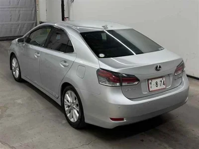 Lexus HS