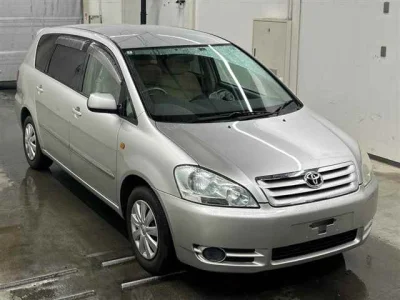 Toyota Ipsum