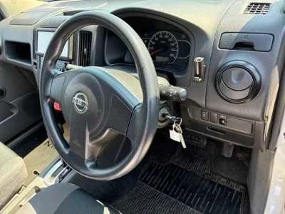 Nissan AD