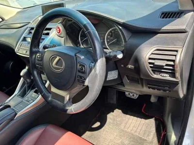 Lexus NX300