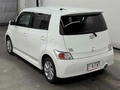 Toyota bB