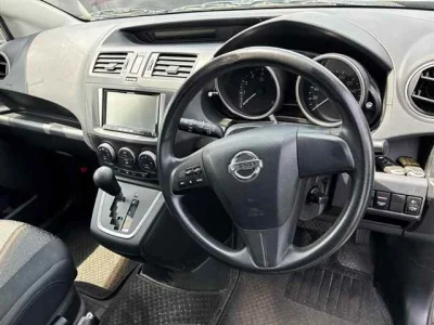 Nissan LAFESTA
