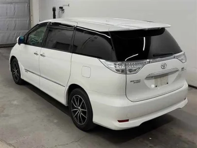 Toyota Estima Hybrid