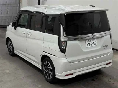 Suzuki Solio