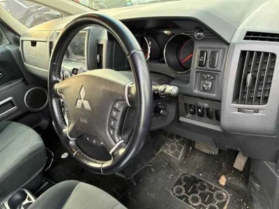 Mitsubishi DELICA D5