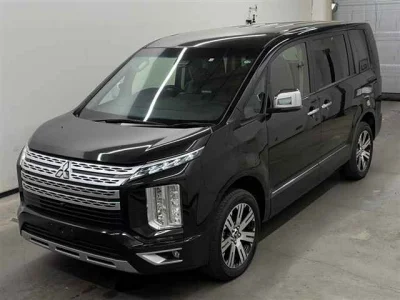 Mitsubishi Delica D:5