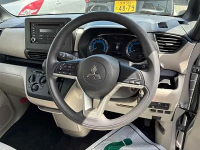 Mitsubishi eK X Space