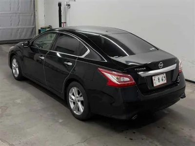 Nissan TEANA