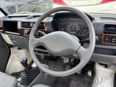 Mitsubishi MINICAB TRUCK