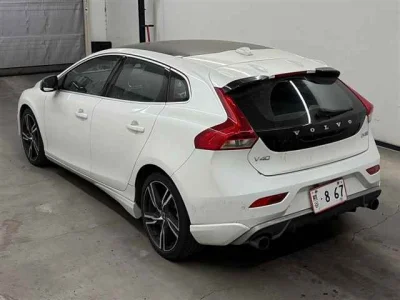Volvo V40