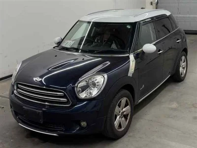 MINI Crossover