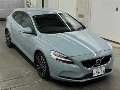 Volvo V40