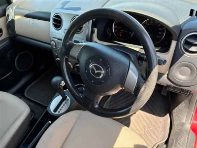 Mazda VERISA