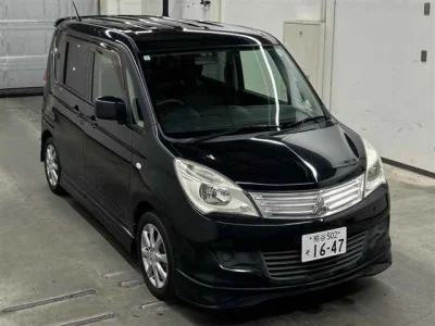 Mitsubishi Delica D:2