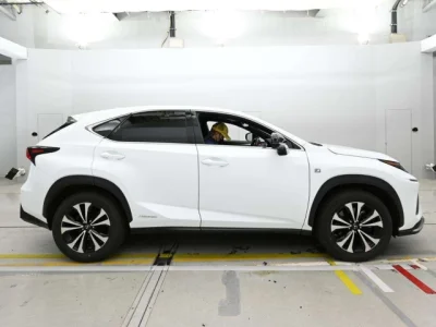 Lexus NX300h