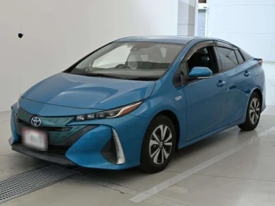 Toyota Prius PHV