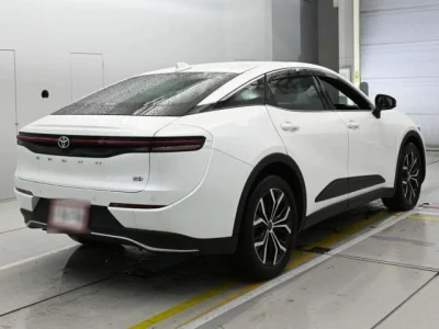 Toyota Crown Crossover