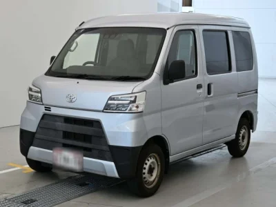 Toyota Pixis Van