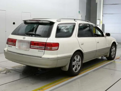 Toyota Mark II Wagon Qualis