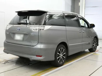 Toyota Estima Hybrid