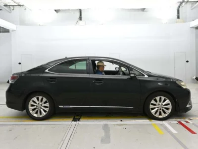 Lexus HS