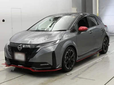 Nissan AURA