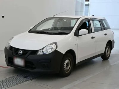 Nissan AD