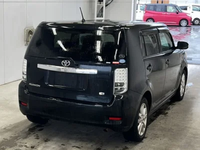 Toyota Corolla Rumion