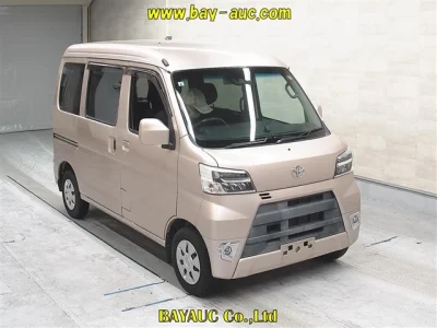 Toyota Pixis Van