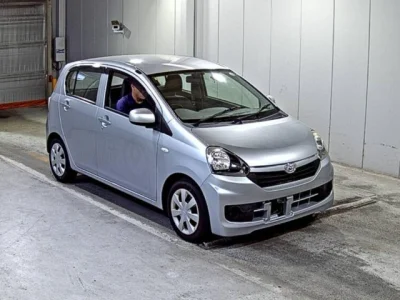 Daihatsu MIRA E S
