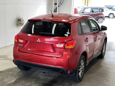 Mitsubishi RVR