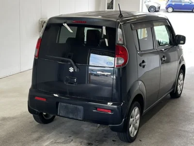 Suzuki MRWAGON