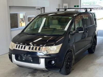 Mitsubishi DELICA D5