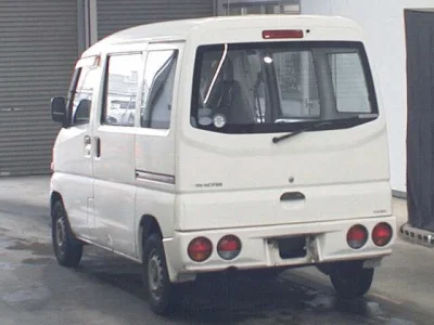 Mitsubishi Minicab Van