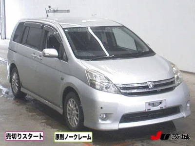 Toyota Isis