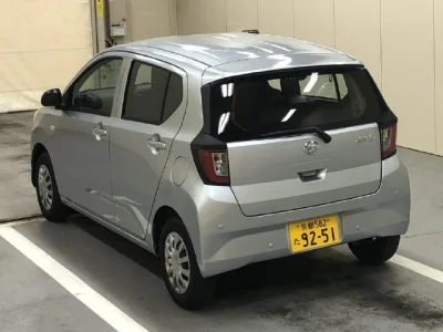 Daihatsu MIRA E S
