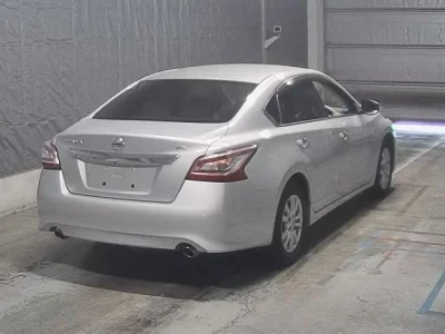 Nissan TEANA