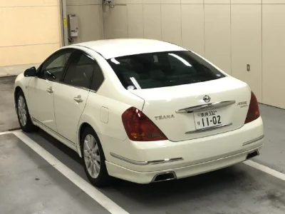 Nissan TEANA