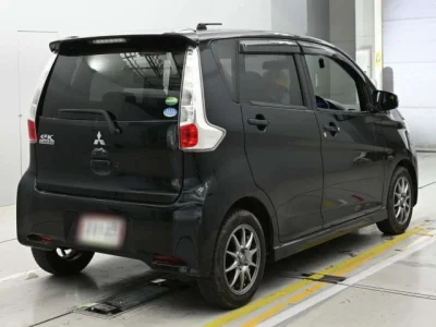 Mitsubishi EK CUSTOM