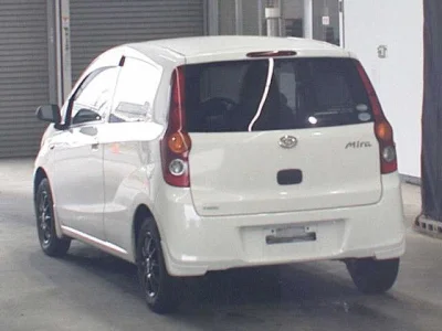 Daihatsu Mira