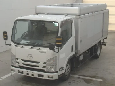 Mazda Titan