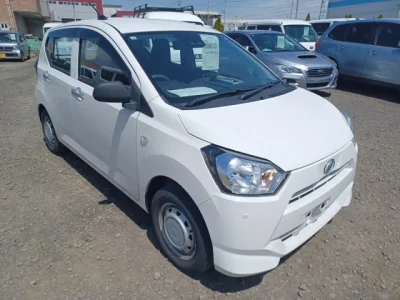 Daihatsu MIRA E S