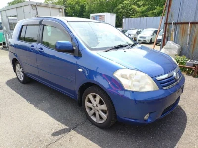 Toyota Raum