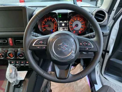 Suzuki JIMNY NOMADE