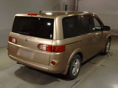 Nissan LAFESTA