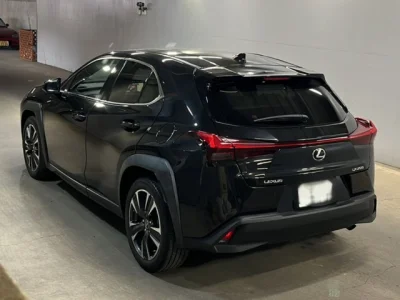 Lexus UX200