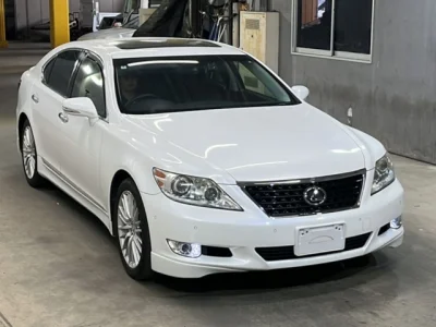 Lexus LS460L