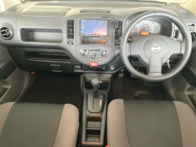 Nissan AD