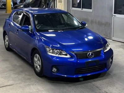 Lexus CT200h