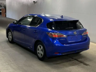 Lexus CT200h